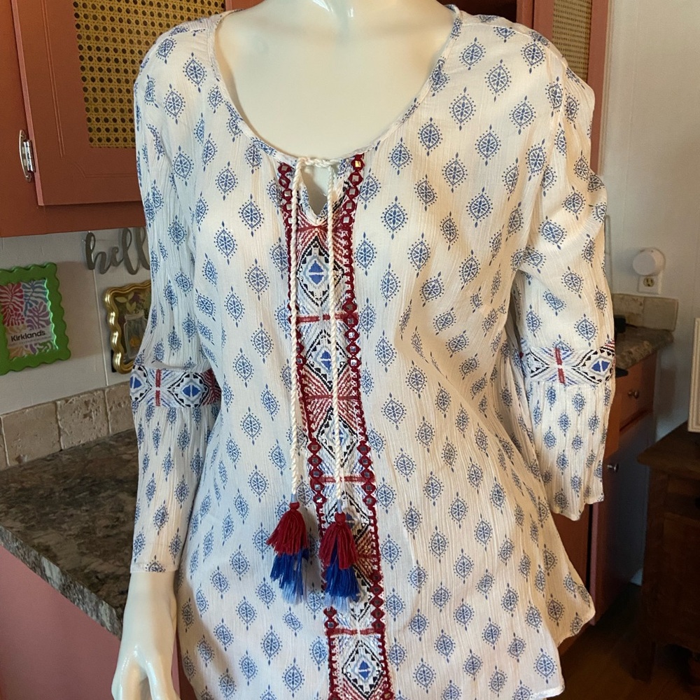 Style & Co. White and Blue Tunic with Red Accents